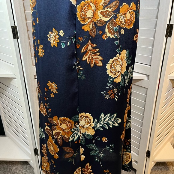 NEW CANTON WALKER DRESS - Picture 3 of 13